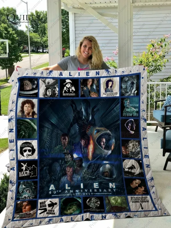 Adu Alien Quilt Blanket Ver 3 and Home Decor