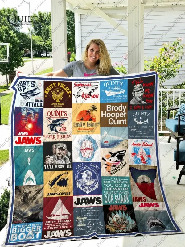 Adu Jaws Quilt Blanket Ver 28 and Home Decor