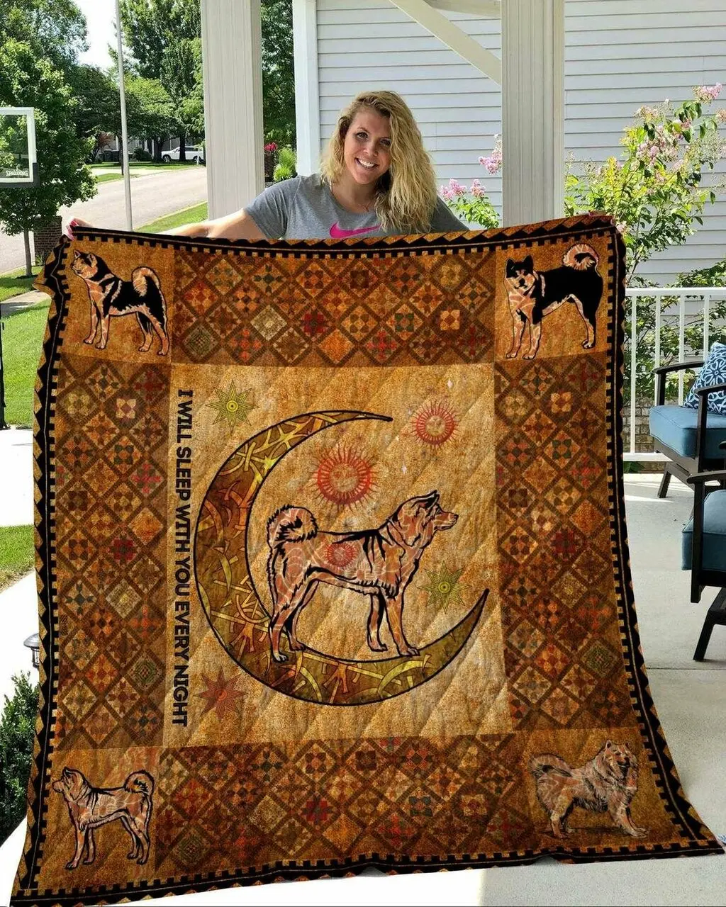 Akita Cl09100011Mdq Quilt Blanket and Home Decor