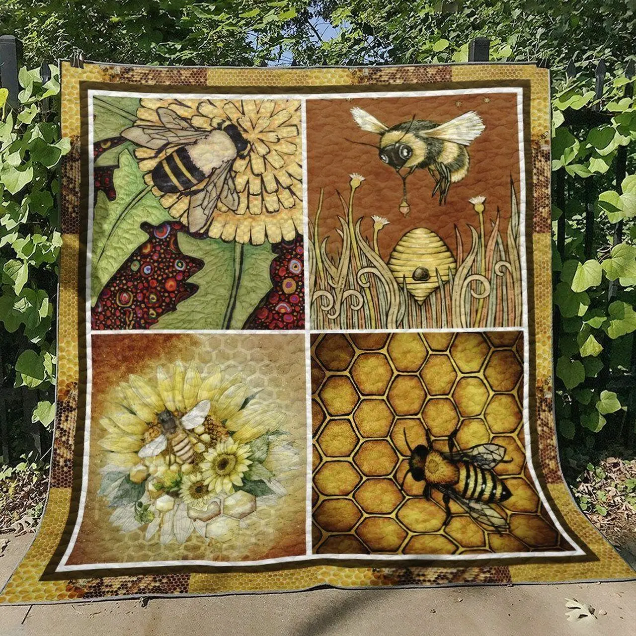 Bee Cg170701 Quilt Blanket and Home Decor