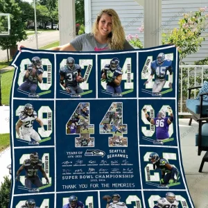 Bl Ssuni Quilt Blanket and Home Decor