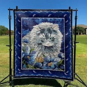 Cat Hur Quilt ys and Home Decor
