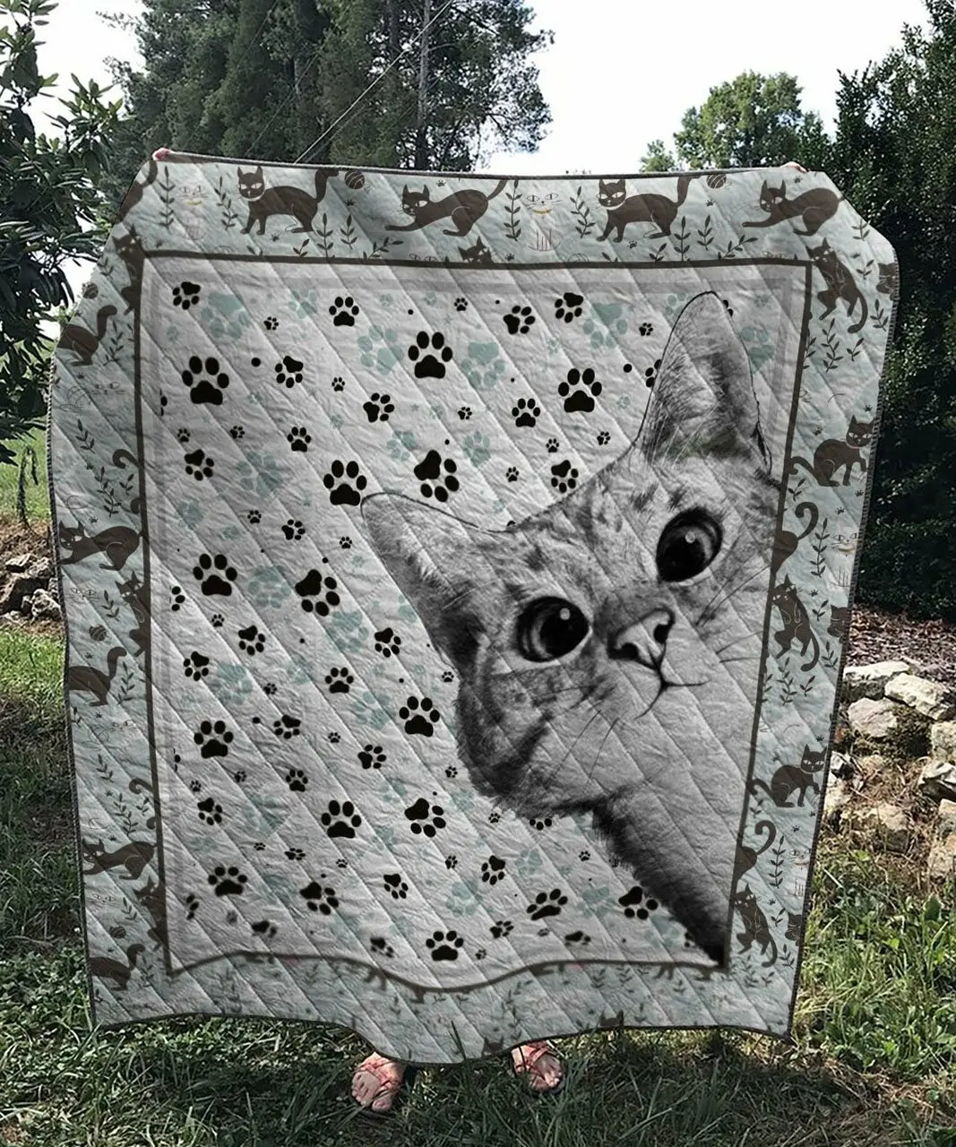 Cat Love Quilt and Home Decor
