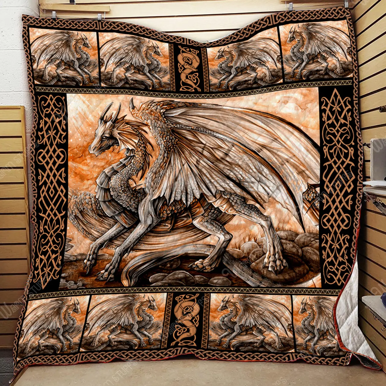 Dragon Quilt Kh54 and Home Decor