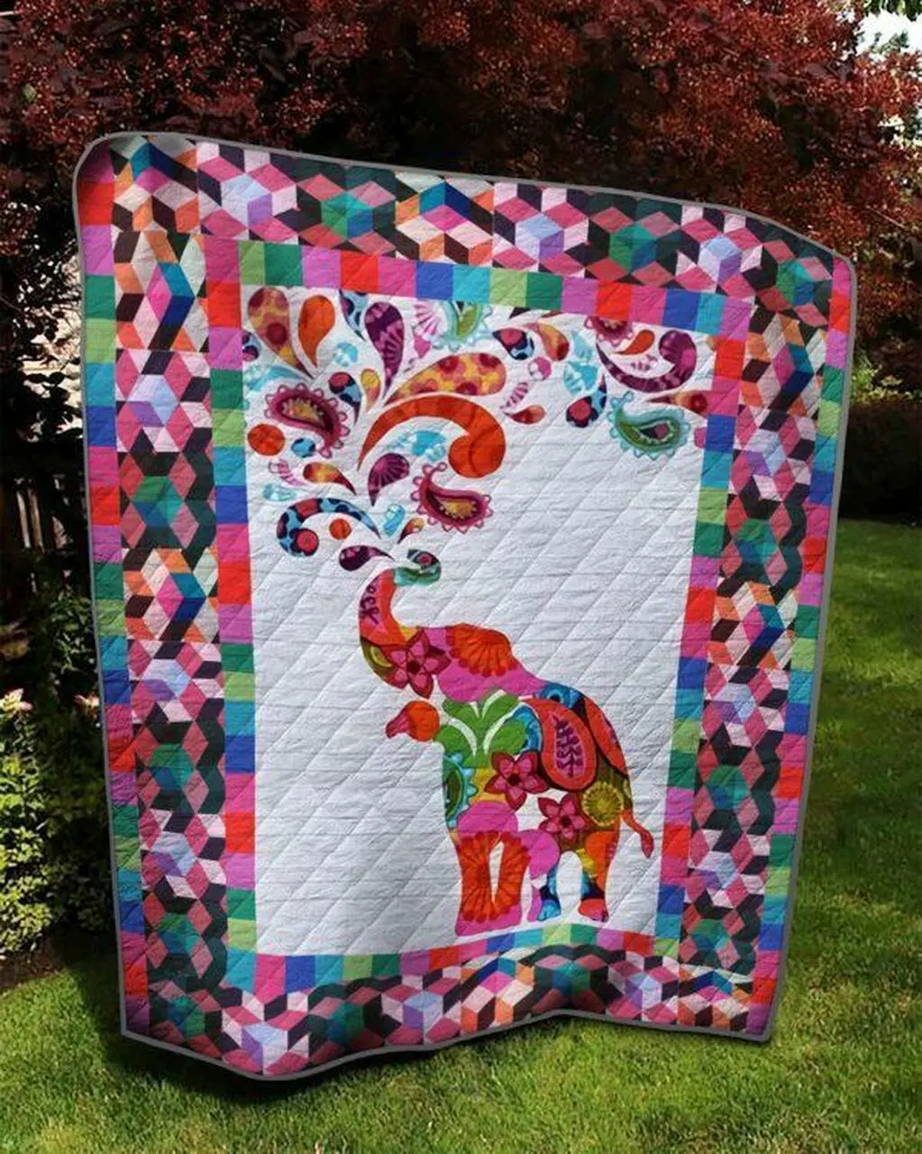 Elephant Spraying Water Elephant Quilt Blanket Quilt and Home Decor