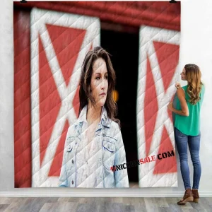 Famous Person Ashton Shepherd N 3D Customized Personalized Quilt Blanket and Home Decor