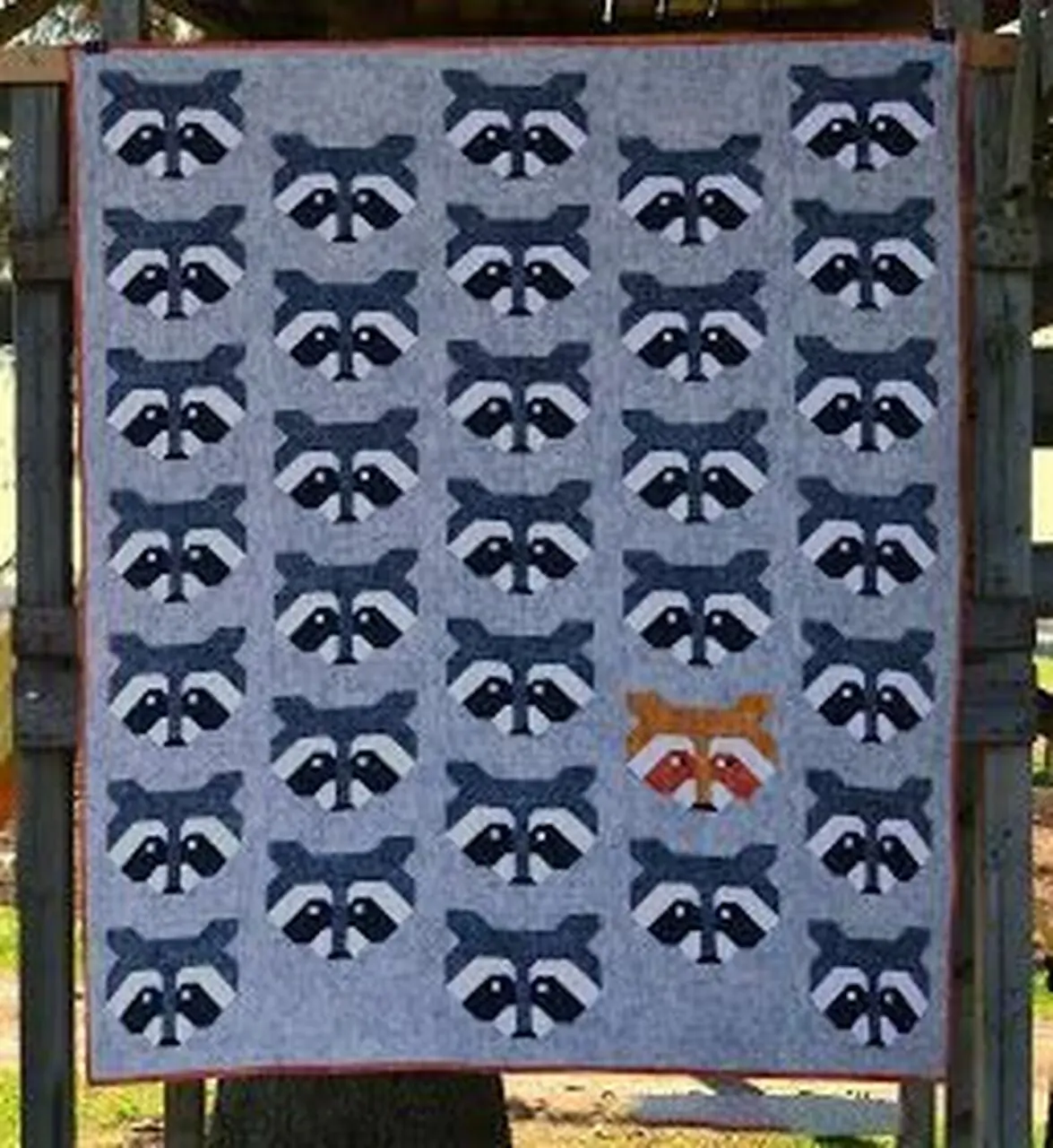 Fox Clp210642 Quilt Blanket and Home Decor