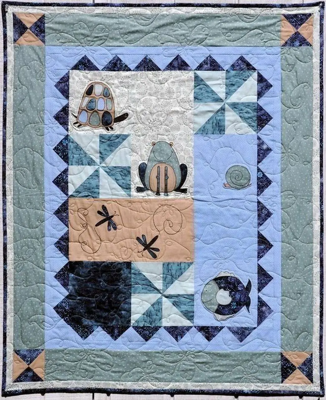 Frog Cla1110294Q Quilt Blanket and Home Decor