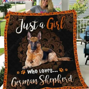German Sheperd E Quilt Derqiv and Home Decor