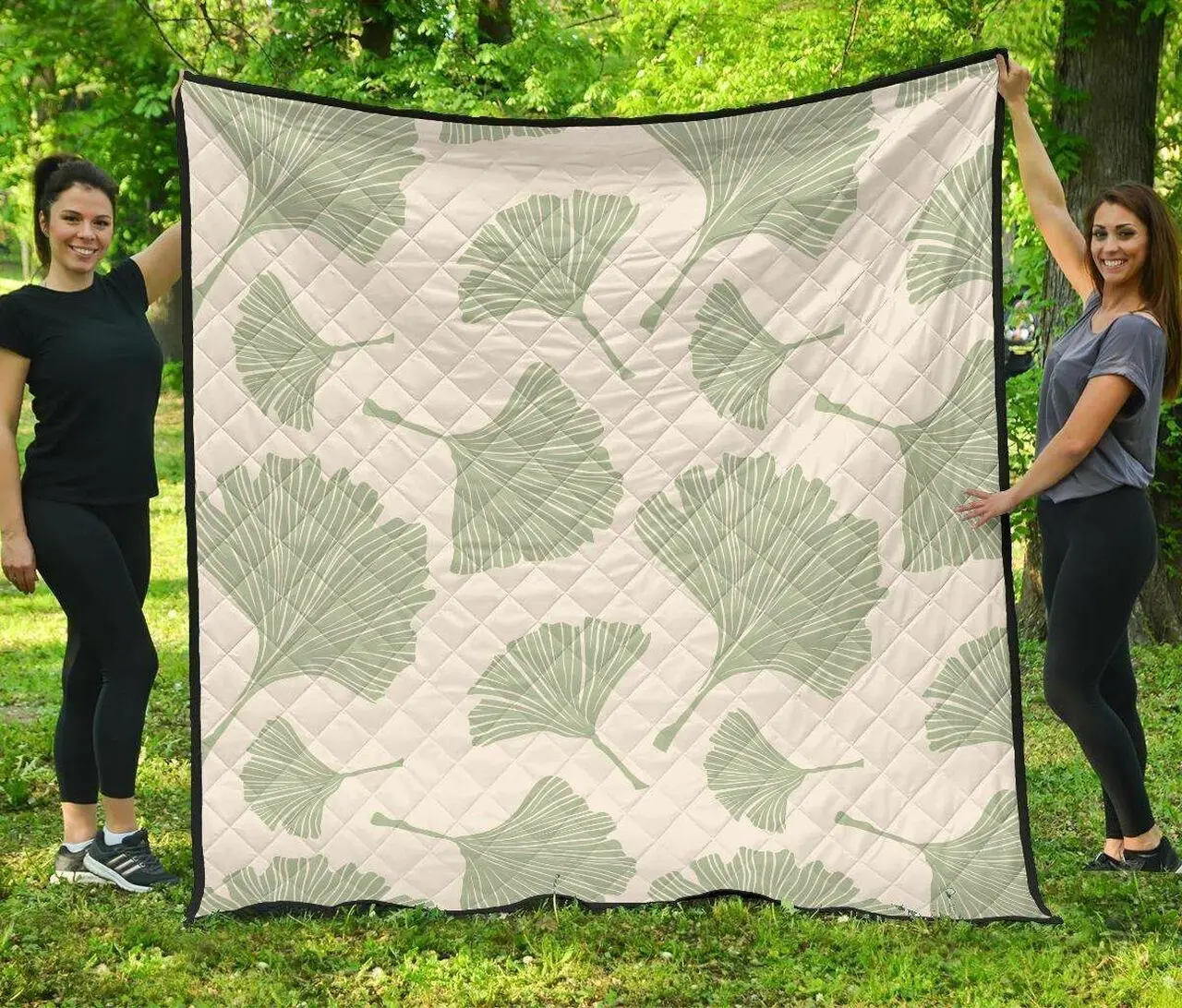 Ginkgo Leaves Pattern DHCDHC DT1910 Quilt Blanket and Home Decor