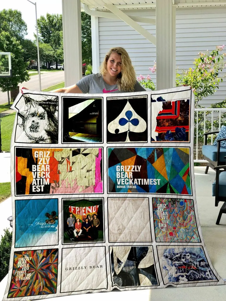 Grizzly Bear Quilt Blanket and Home Decor