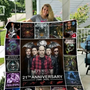 H As Quilt Blanket and Home Decor