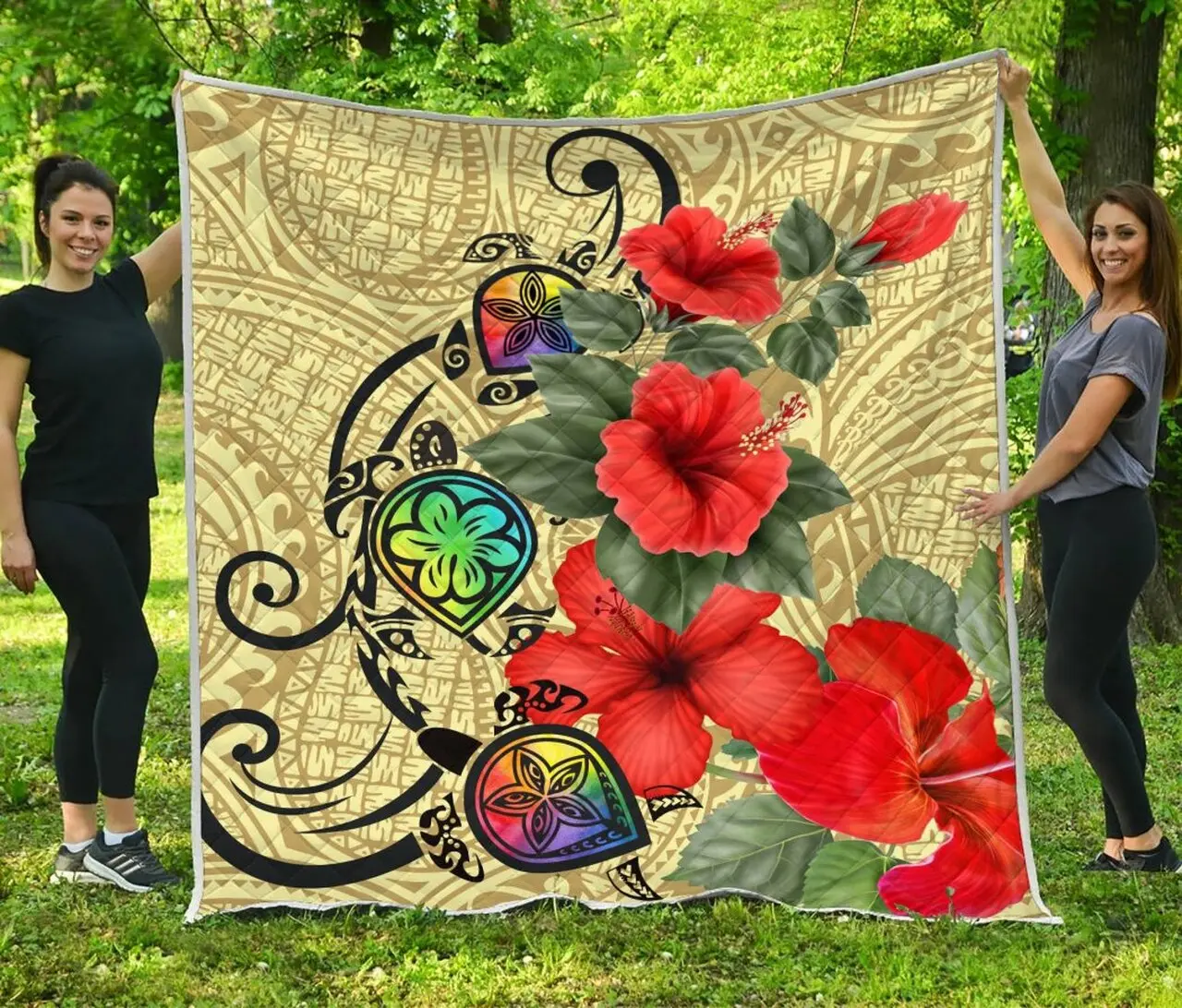 Hawaiian Marble Turtles Hibiscus Quilt and Home Decor