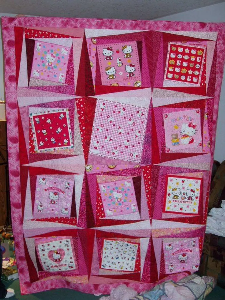 Hello Kitty Pattern Quilt Blanket Tr12 Quilt and Home Decor