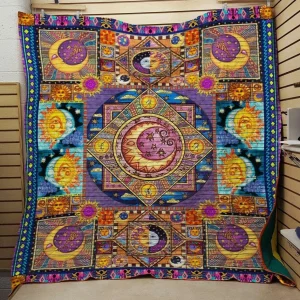 Hippie Moon Ah Quilt Derqgo and Home Decor