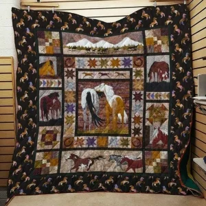 Horse Hur Quilt Cysief and Home Decor