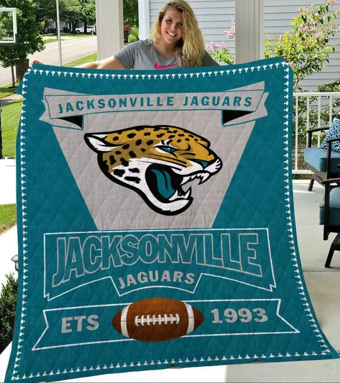 Jj Logo Premium Quilt and Home Decor