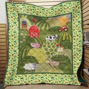 Knight Templar Quilt Gdm and Home Decor