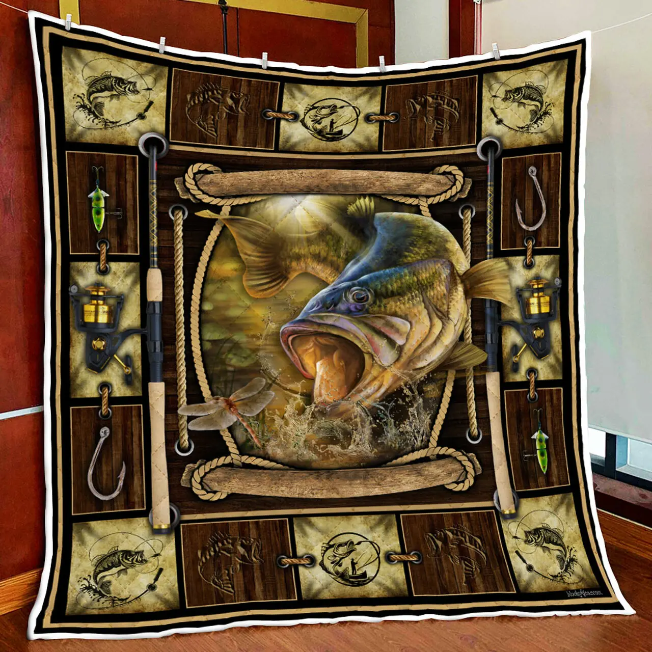 Largemouth Bass Fish Catching Quilt Blanket and Home Decor