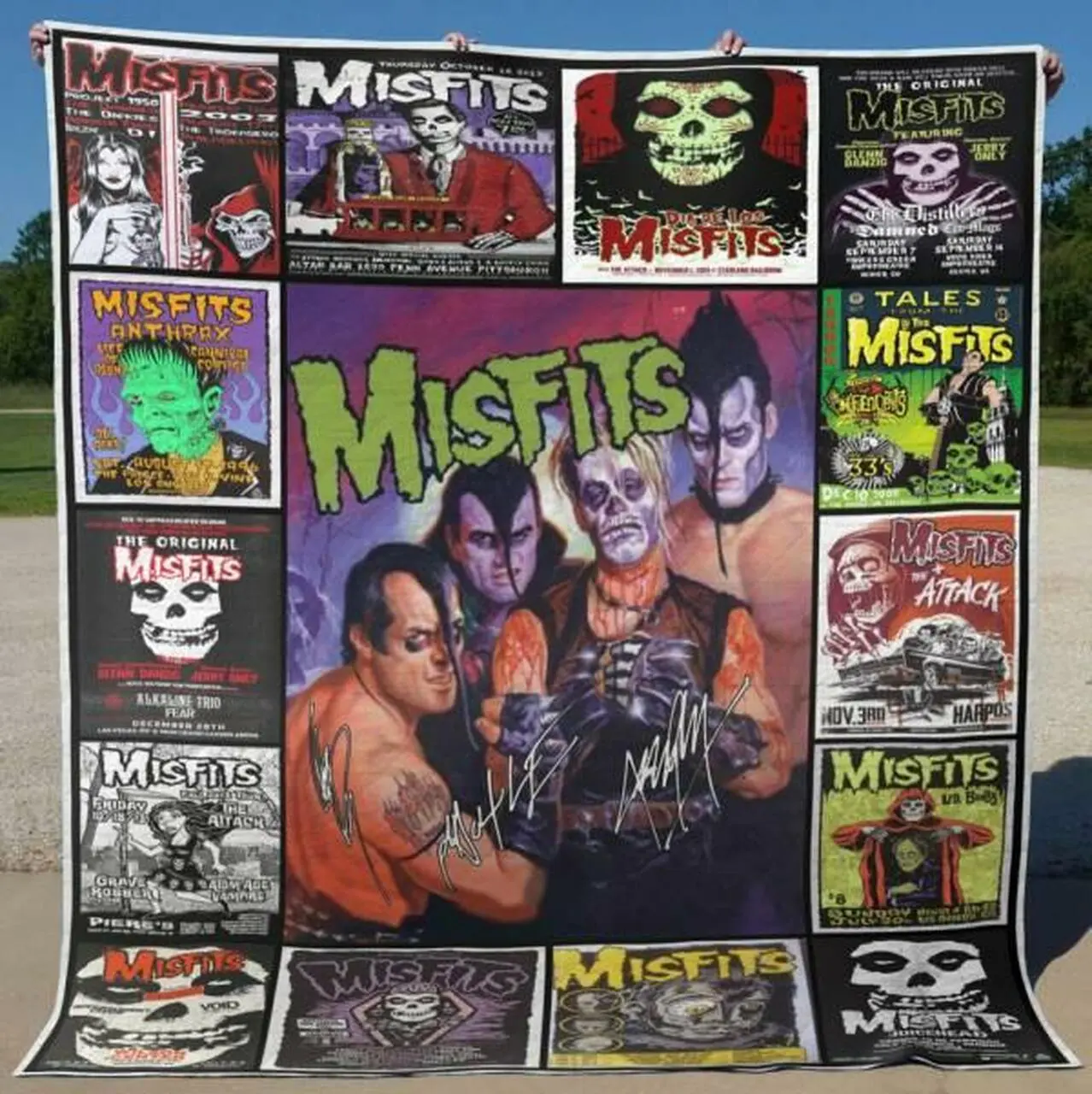 Misfits Quilt Blanket Hvt290510 Quilt and Home Decor