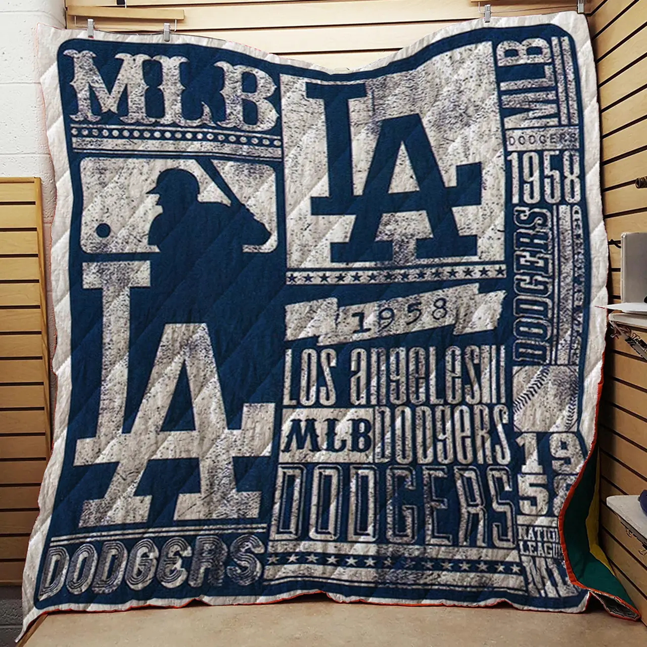 Mlb Strength Fleece Throw Quilt and Home Decor