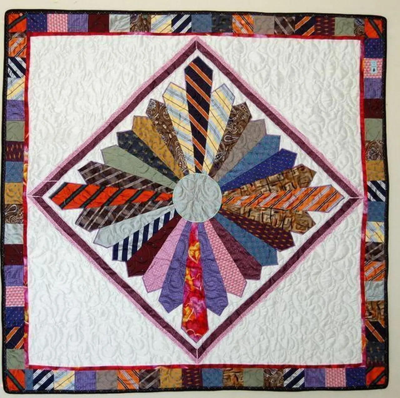Neck Tie Hur Quilt fl and Home Decor
