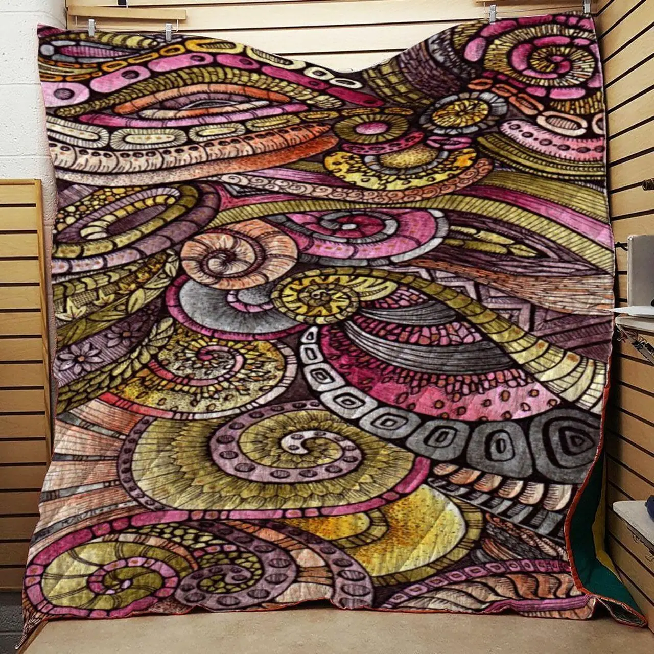 Octopus Quilt Tdhia and Home Decor