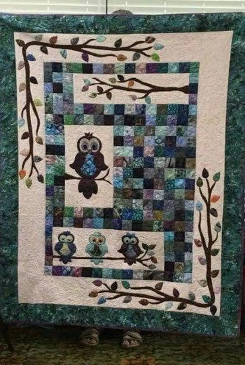 Owl Hur Quilt to and Home Decor