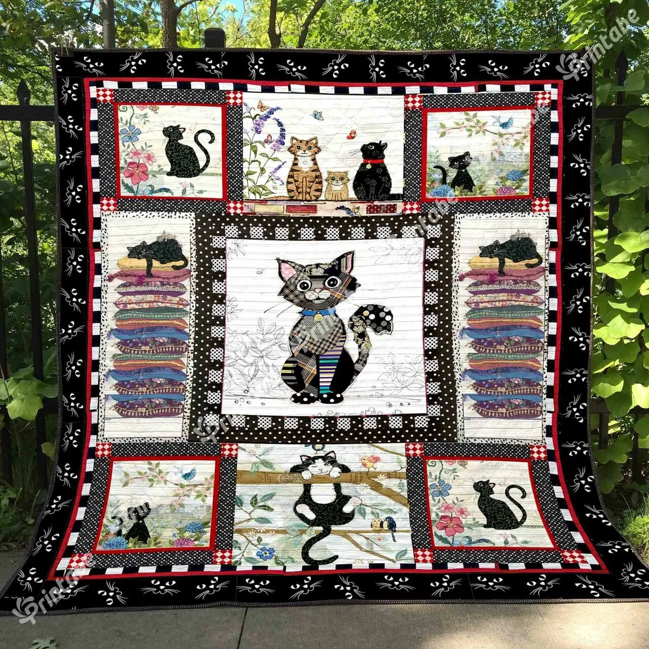 Penguin Super Cool Penguin U Quilt Hw and Home Decor