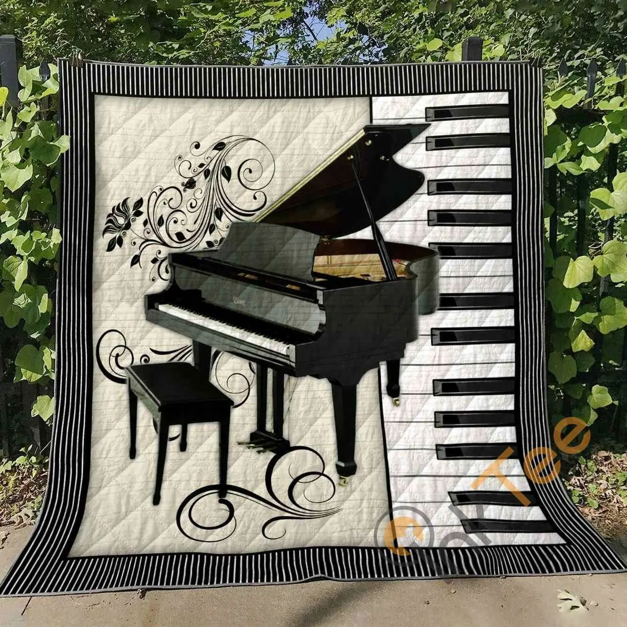 Piano Blanket TH0207 Quilt and Home Decor