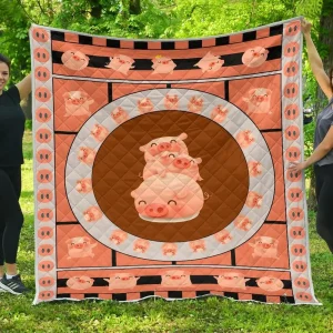 Pig Love While Premium Quilt Blanket Quilt and Home Decor