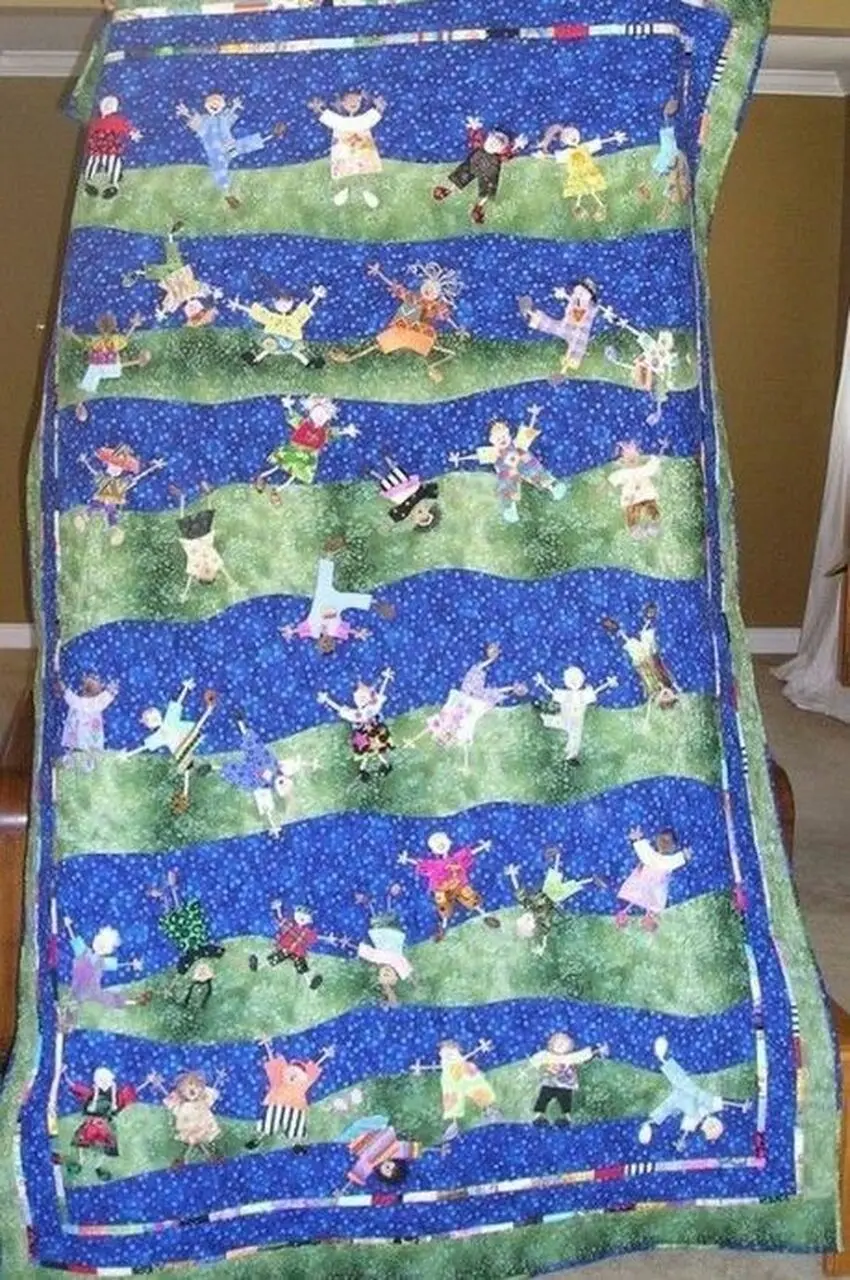Playful Day Quilt Tdhql and Home Decor