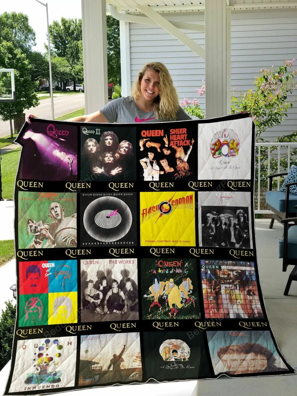 Queen Quilt Blanket For Fans New and Home Decor