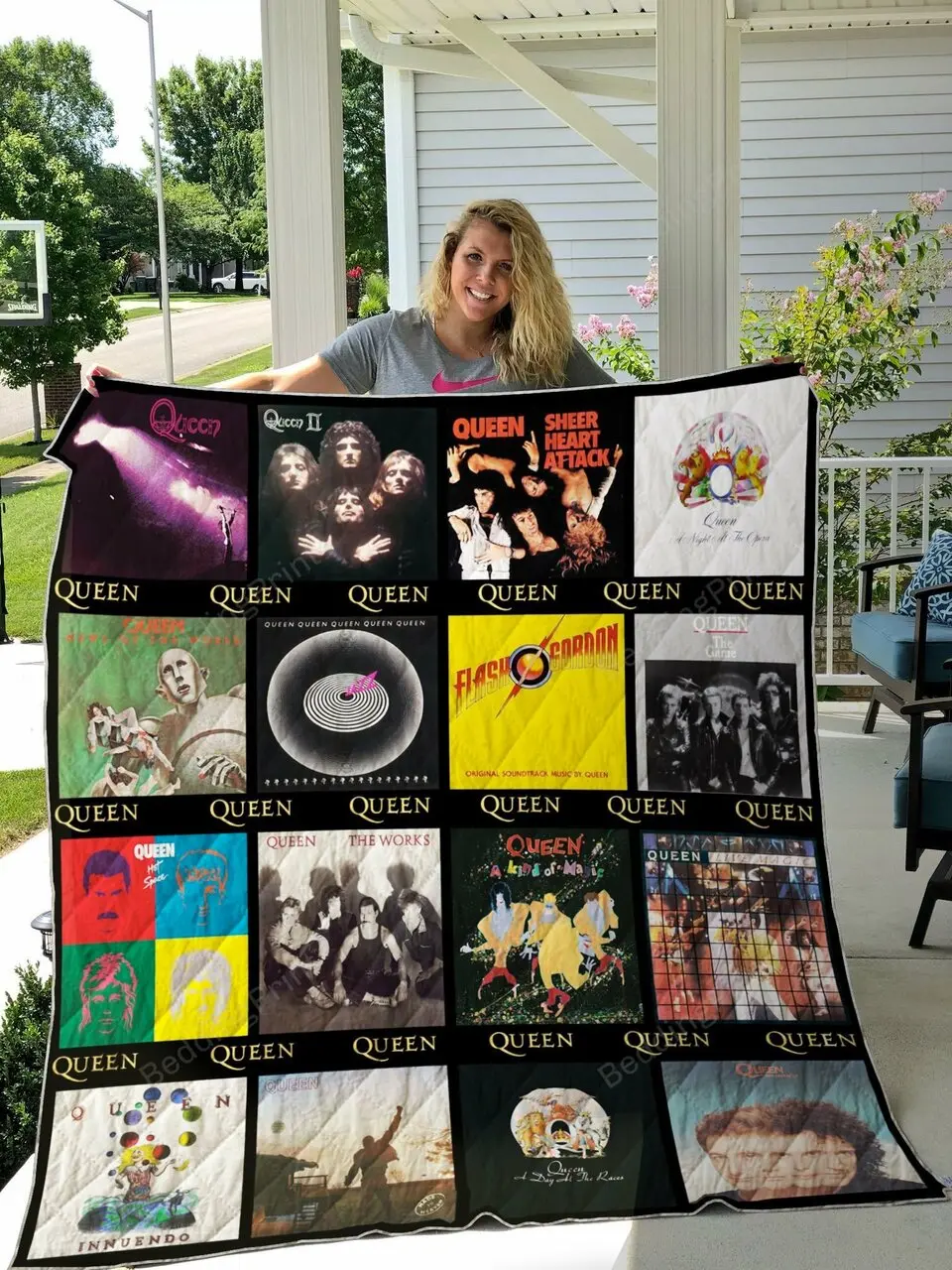Queen Quilt Blanket For Fans New and Home Decor