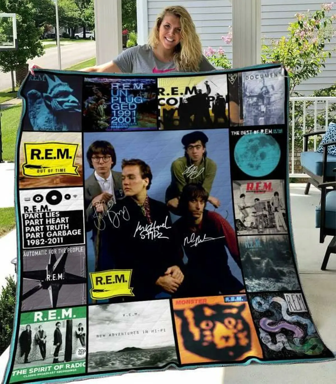 R E M Quilt Blanket M210519 Quilt and Home Decor