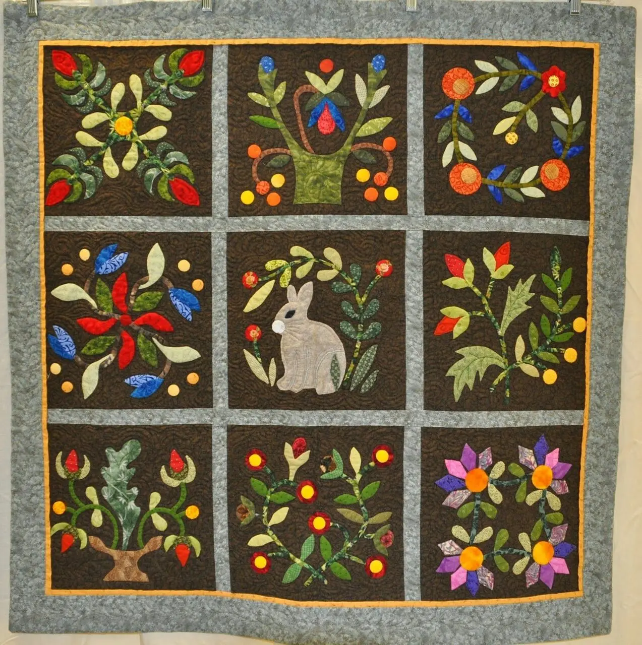 Rabbit Quilt Tdhwg and Home Decor