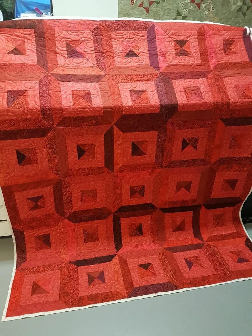 Red Quilt Tdhlp and Home Decor