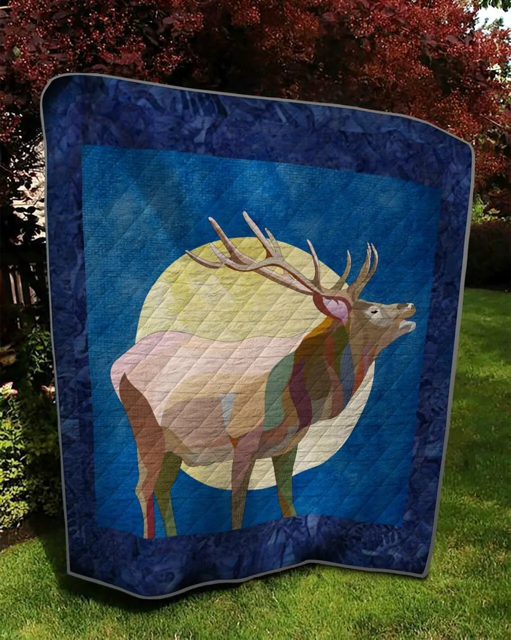 Reindeer Quilt Tdhtm and Home Decor