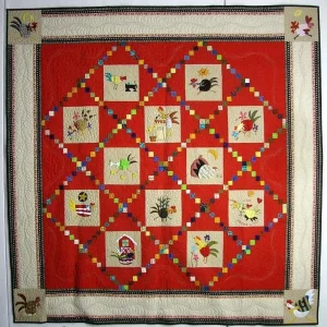 Running Chicken Hur Quilt Bevrzs and Home Decor