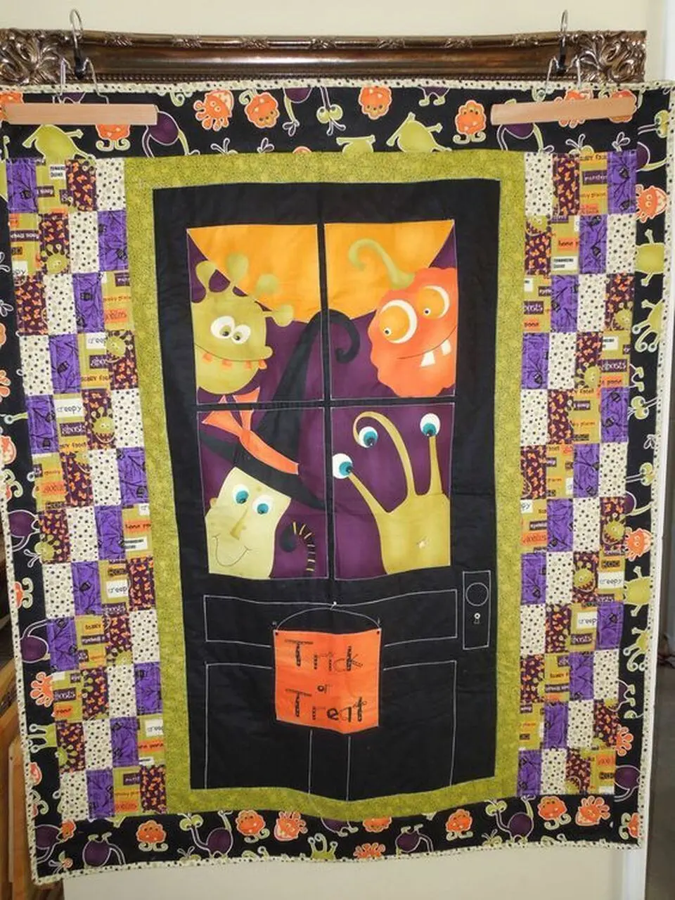 Trick Or Treat Cld40779 Quilt Blanket and Home Decor