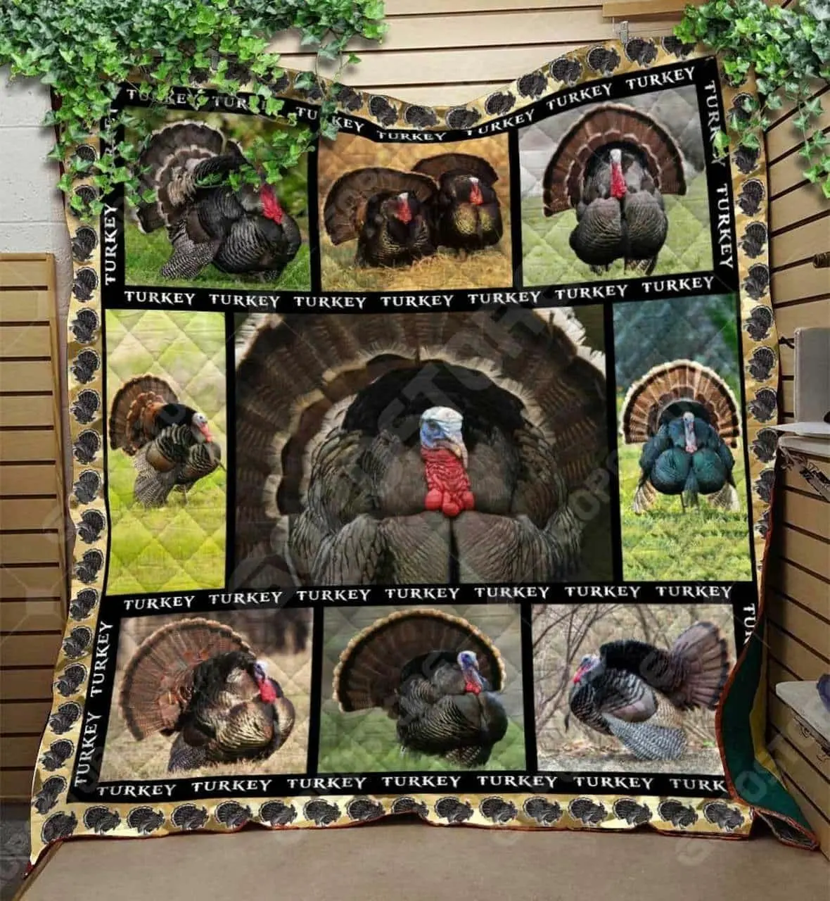 Turkey Bird Dancing Out Aww Ah Quilt Derqdo and Home Decor