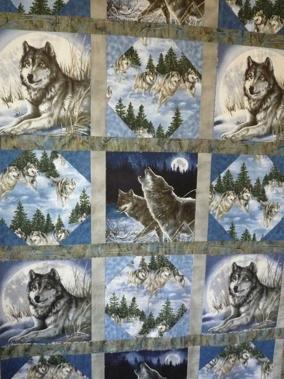 Wolf Hur Quilt Cysiql and Home Decor