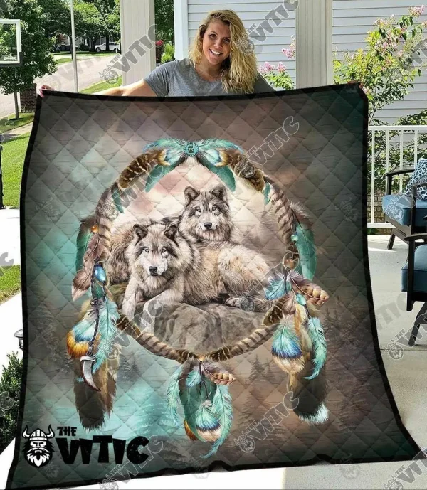 Wolf Quilt Blanket 3565 and Home Decor